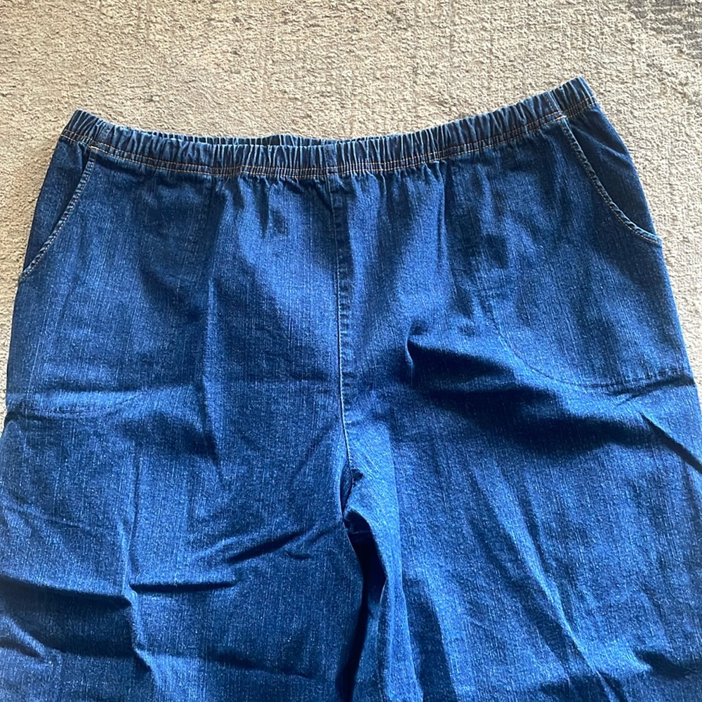 Ladies Croft & Barrow relaxed fit stretch Blue Denim pull on Jeans Sz 3X Short - Picture 2 of 8